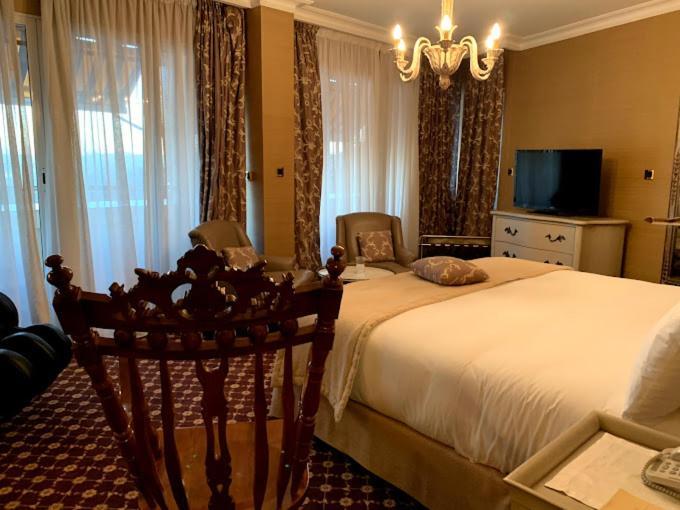 Hotel El Djazair El Mouradia Eksteriør billede